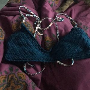 Bikini top. Teal. Floral adjustable straps.